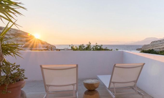 Matala Bed & Breakfast | Die Zwei Brüder Art & Suites