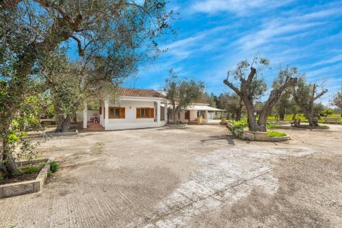 Torre Specchia Ruggeri Villa | Dimora Casabianca by BarbarHouse