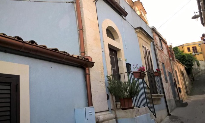 Palazzolo Acreide Historic Centre House | Dimora del Pero
