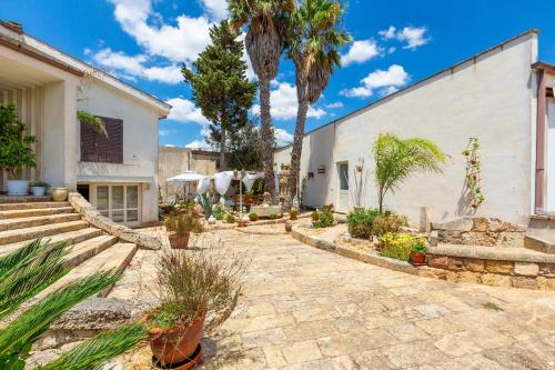 Taviano House | Dimora Giove by BarbarHouse