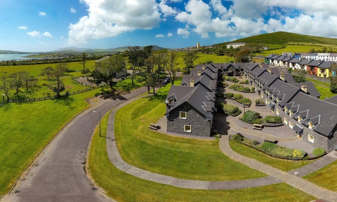 Dingle Cottage | Dingle Courtyard Cottages 2 Bed Sleeps 4