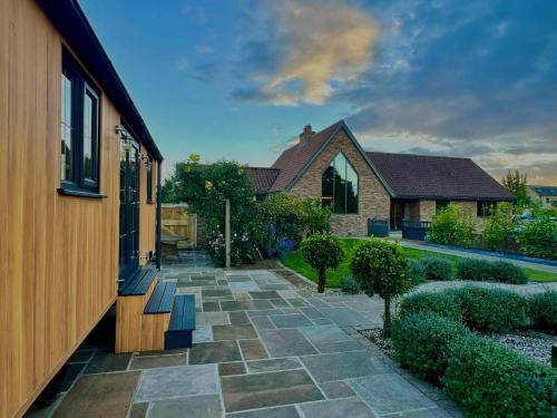 Driffield House | Dingle Dell