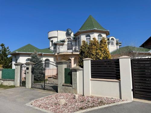 Petrovaradin Apartment | Diplomat Haven
