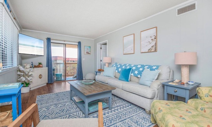 Ash Condo | Direct beach access! Beachfront Bliss with Pool & Modern Comforts!