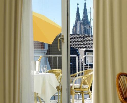 Klettenberg Apartment | Direkte Innenstadt Lage - gemütliche Wohnung mit viel Flair -