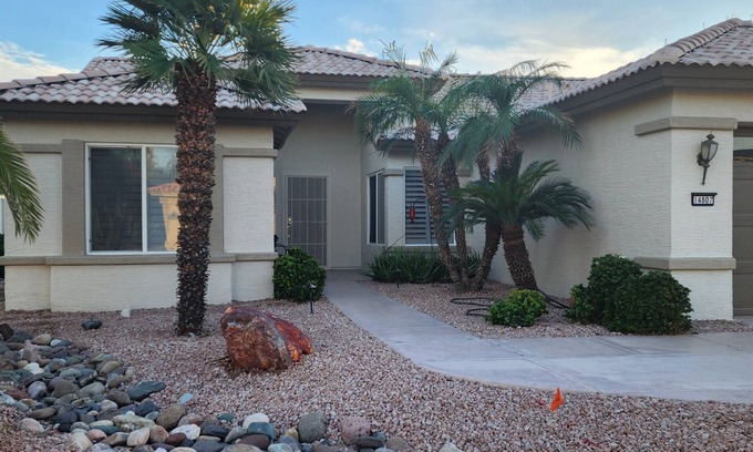 Palm Valley House | DISCOUNTED RATES OCT-NOV 2025 enjoy Resort living at gorgeous Pebble Creek home