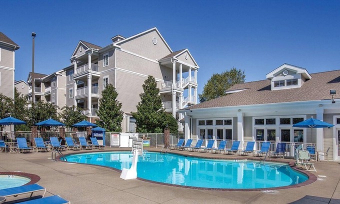 Pennington Bend Resort | Discover the Heart of Music City at Wyndham Nashville – 2 Bd. Dxl-Family Getaway