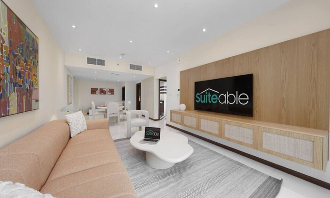 Downtown Dubai Apartment | Discover unmatched Comfort in Downtown Dubai