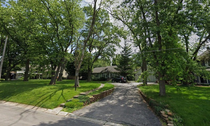 Wheaton House | Discover Wheaton's charm.