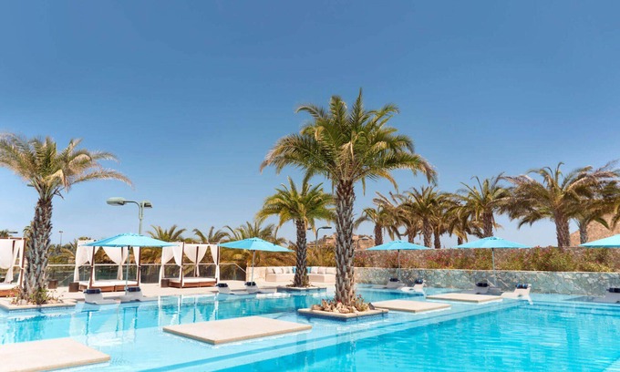 San Jose del Cabo Villa | Discover Your Dream San Jose Del Cabo 1975: A Luxurious Escape Awaits!