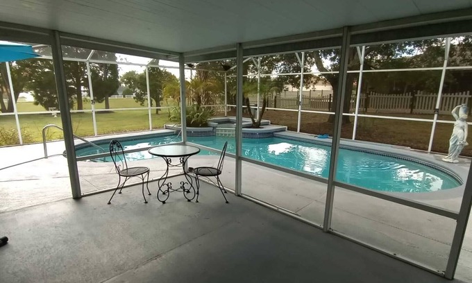 Indian Ridge House | Disney Luxury House Heated Pool/5 minutes to Disney park