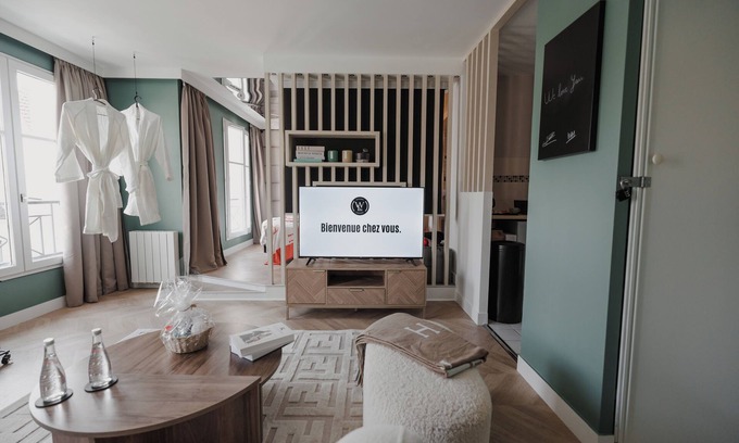 Bailly-Romainvilliers Apartment | Disney MOOD by Weloveyou
