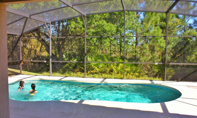 Lake Wilson Preserve House | Disney World Area Villa Orlando * Sleeps 10 * Private Pool * SunDeck *