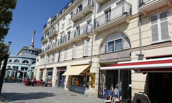 Serris Apartment | Disneyland Paris, appartement 70m², parking privé