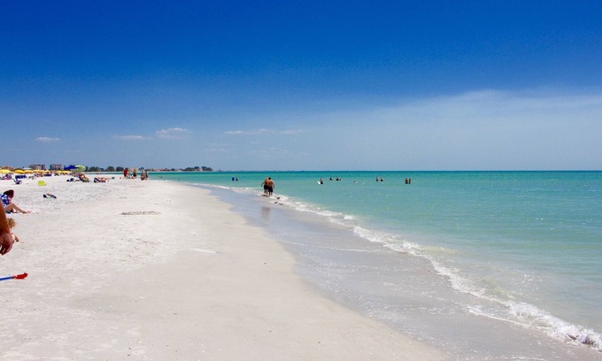 St. Pete Beach Resort | Dive Into Your Dream Vacation! Outdoor Pool, Near Tropicana Field!