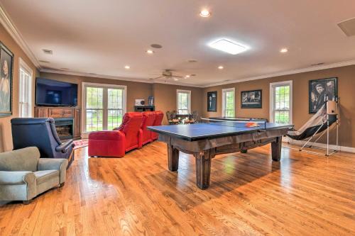 Mount Gilead Villa | Dock and Fire Pit Mt Gilead Villa on Lake Tillery