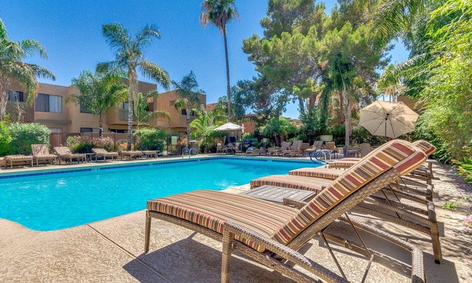 South Scottsdale Condo | Dog Friendly - 2 Patios Heated Pool, Spa & Fitness