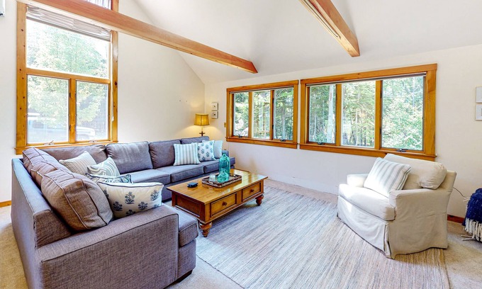 New Harbor House | Dog-friendly beach house with WiFi, private washer/dryer, deck, beautiful views
