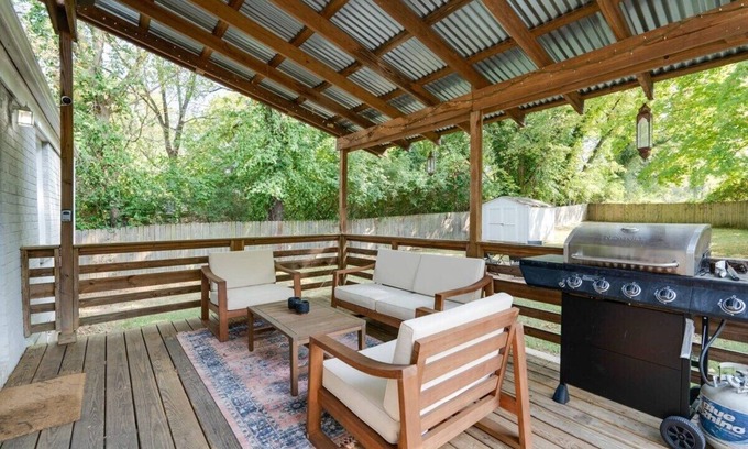 Inglewood House | Dog-Friendly Oasis in East Nashville
