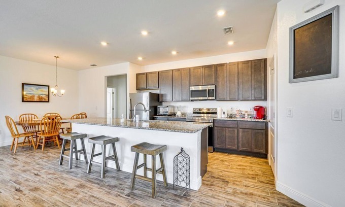 Harbour Heights House | Dog Friendly Punta Gorda w/ Lanai & Fire Pit