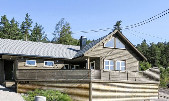 Aseral House | Doghouse by Interhome