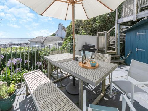 St. Mawes House | Dolphins Reach