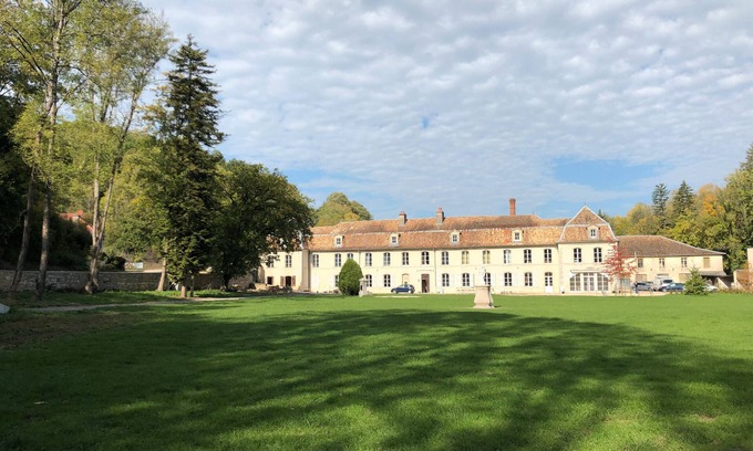 Rollainville Villa | Domaine de L'Etanche: private pool, private terrace and Wi-Fi