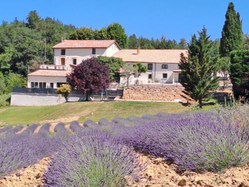 Mezel Bed & Breakfast | Domaine de Prefaissal