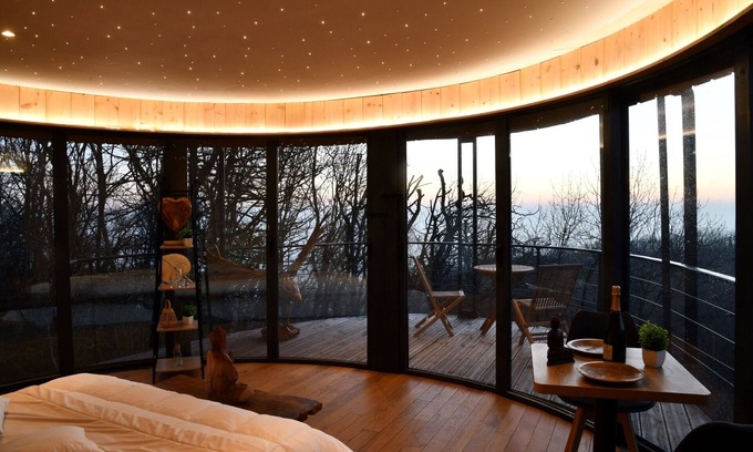 Gillonnay Cabin | Domaine des Étoiles