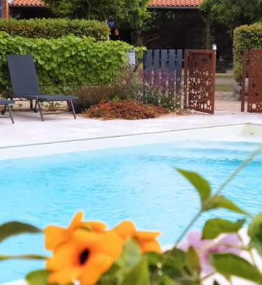 Saint-Hilaire-de-Loulay Apartment | Domaine des Ecoliers - Appartement 123 soleil - Parking