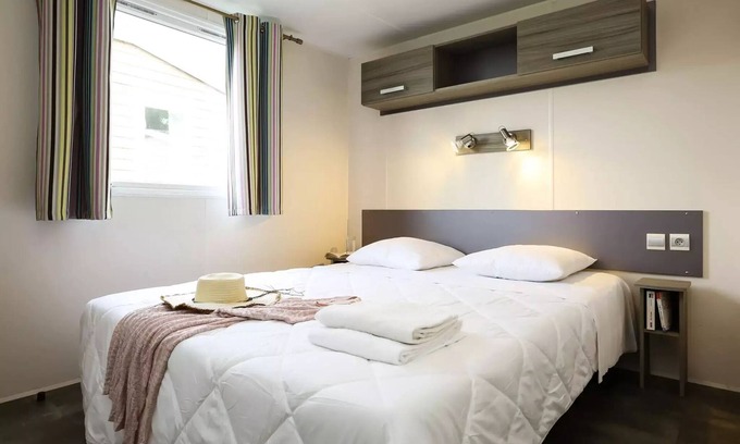 Douarnenez House | Domaine Résidentiel Odalys de Plein Air Kerleyou - Comfort mobile home 3 Rooms 5 People Without sanitary facilities