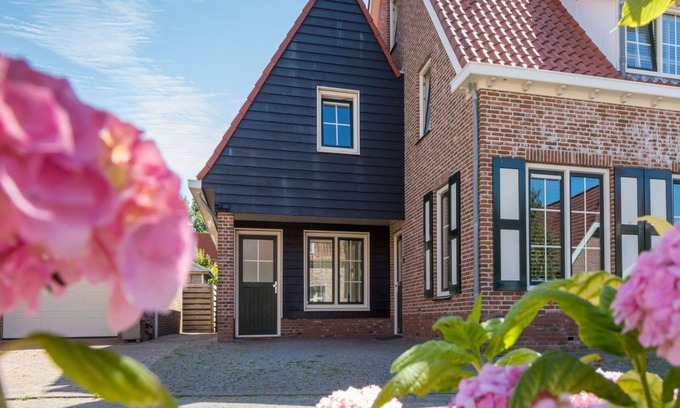 Domburg House | Domburgse Oase by Interhome