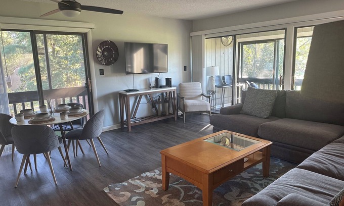Pinehurst Condo | Don't miss this Pinehurst Fabulous Condo 2B/2B on golf course 5, pets welcomed