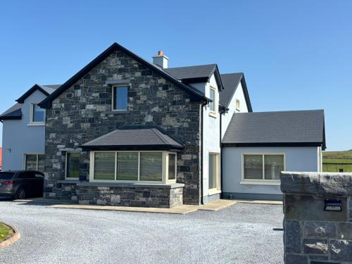 Doolin House | Doolin Village Accomodation