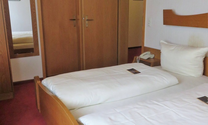 Gemarkung Schomberg Apartment | Doppelzimmer Standard mit Frühstück, Dusche und WC