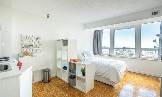 Downtown Montreal Apartment | Dorchester Serenity Suites