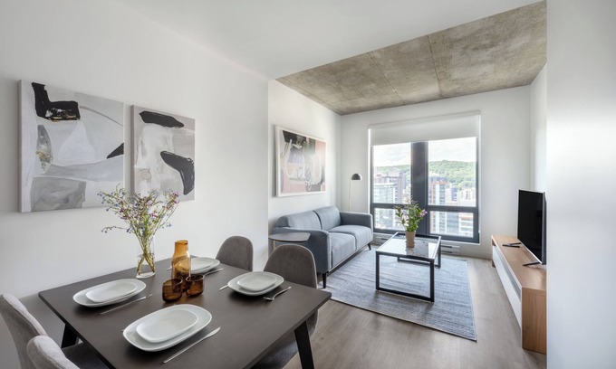 Downtown Montreal Apartment | Dorchester Signature Two-Bedroom