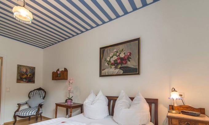 Oberried Apartment | Double room Classic B, max. 3 persons