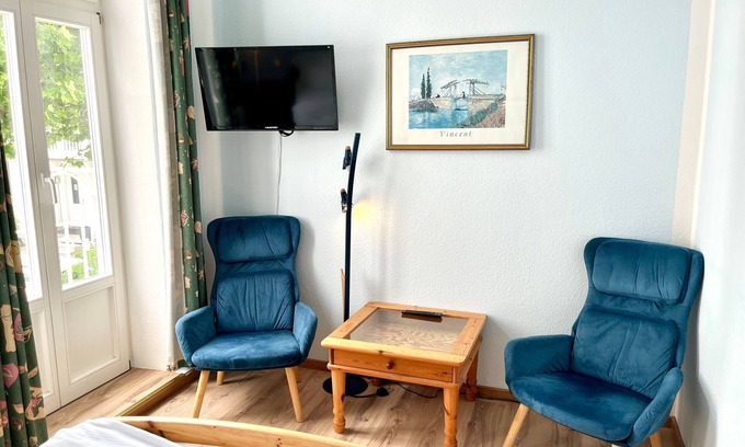 Binz Cottage | Double room no. 5 - Pension Haus Edelweiß