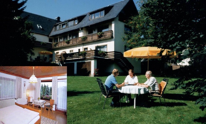 Bischofsgruen Apartment | Double room, shower, toilet, balcony - Gästehaus Zeh