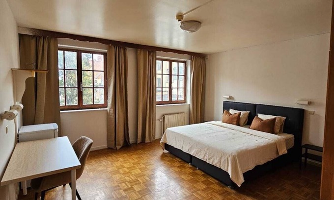 Klein-Antwerpen Apartment | Double room with private bathroom
