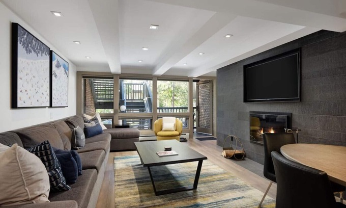 Aspen Condo | Downtown Aspen Cottonwood Condo