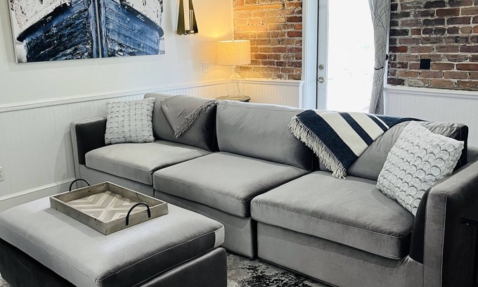 Historic Downtown Apalachicola Apartment | Downtown Charm! All the shops, restaurants & water activities out your doorstep