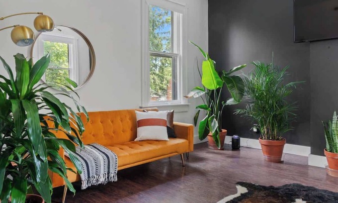 Chillicothe House | Downtown Chillicothe | Walk to Historic District | Free Parking | 5,800+ Reviews