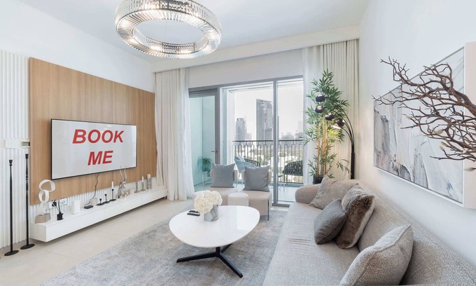 Za'abeel 2 Apartment | Downtown Dubai Apartment sleeps 4 near Dubai Mall!