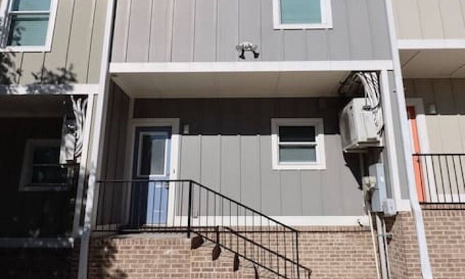 MLK University House | Downtown Home Away from Home