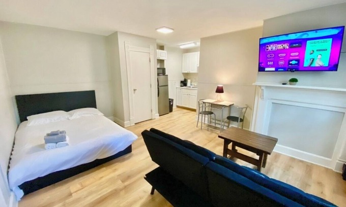 Indianapolis Apartment | Downtown Indy Studio
