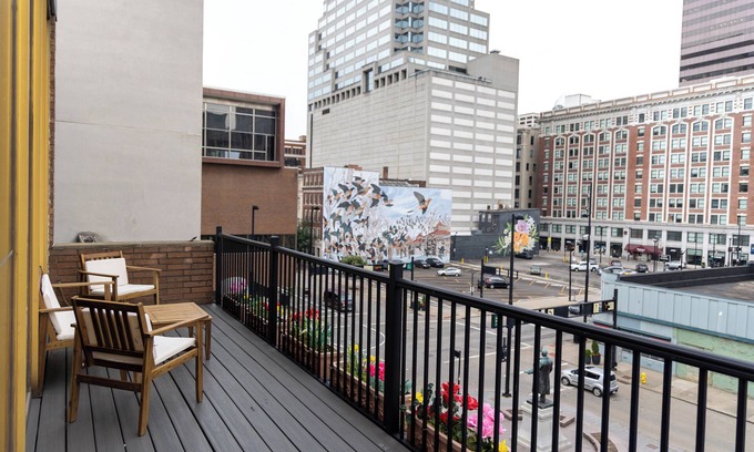 Downtown Cincinnati Apartment | Downtown Panoramic Penthouse walking distance to OTR