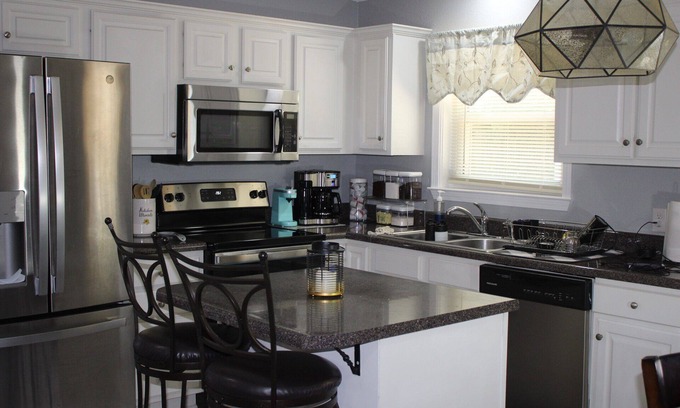 Northwest Pensacola House | Downtown Pensacola Oasis- Near- Dog Friendly Close to Beach