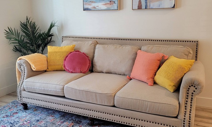 People's Freeway Apartment | Downtown Salt Lake City TONS OF AMENITIES - NEW